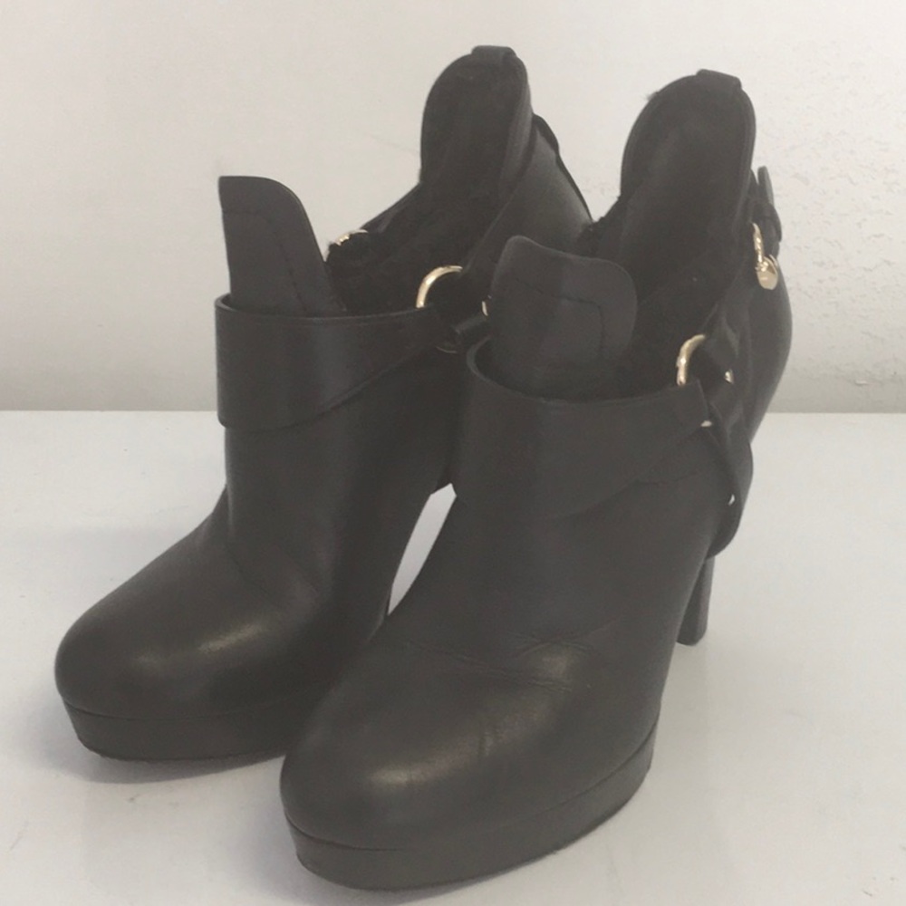 Gucci heel boot black